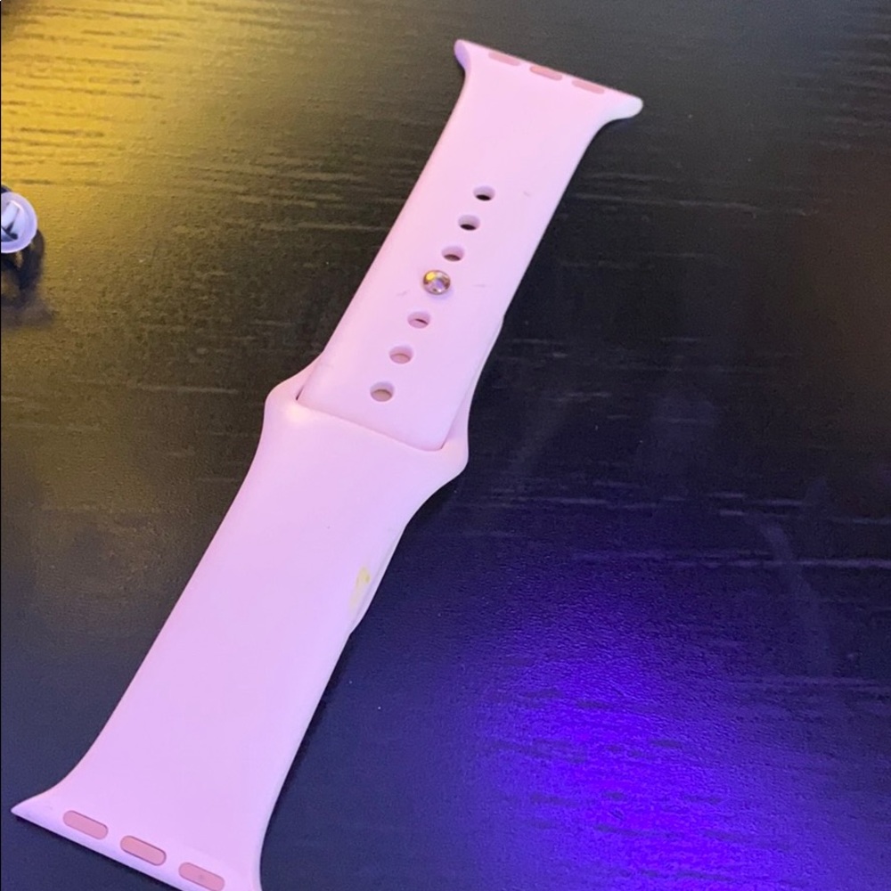 Rose gold (matt) Apple Watch bands